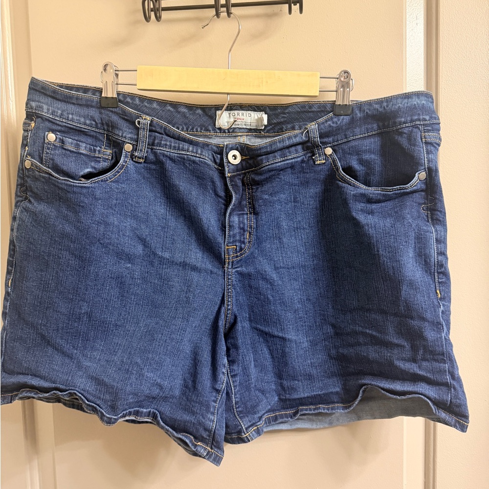 Torrid Denim Blue Women's Shorts